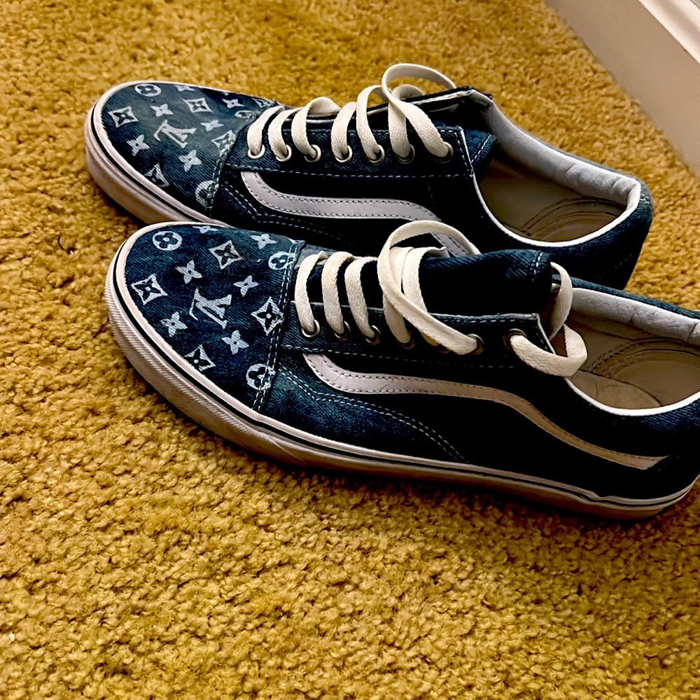Men’s size 10.5 Louis Vuitton vans